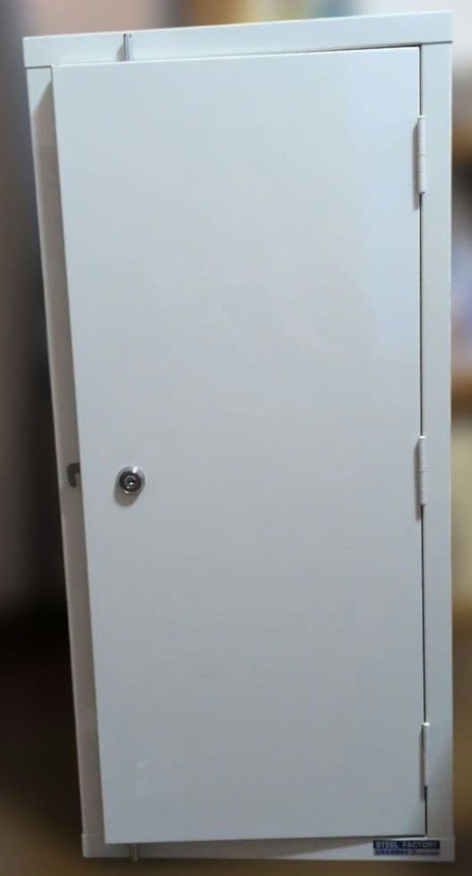 ガンロッカー　クローゼットタイプ　STEEL FACTORY