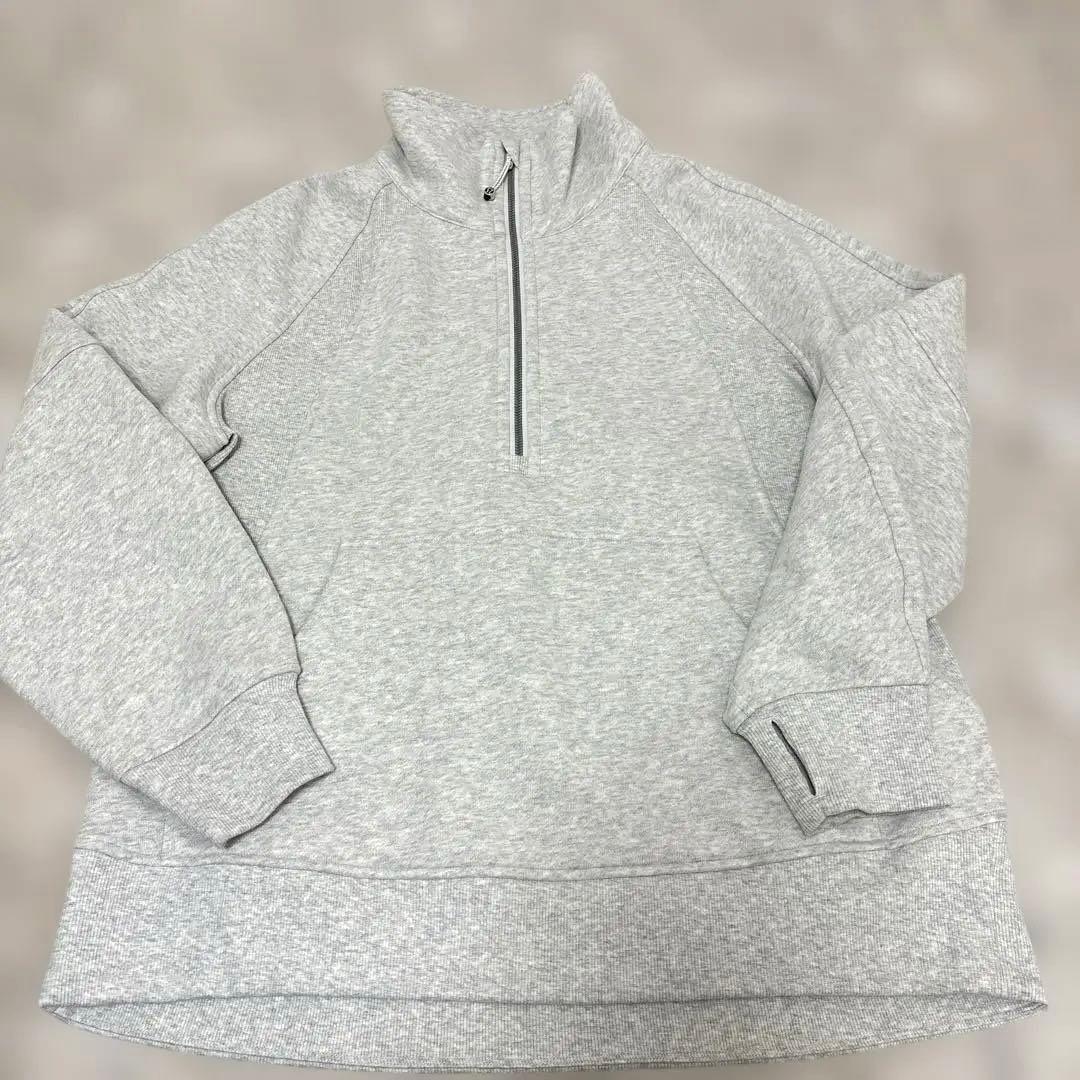 新作新品【Lululemon 】定価22000円ハーフジップライトグレー　L/M