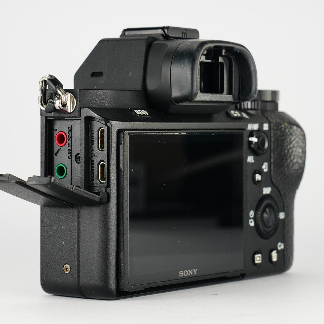 極美品！SONY α7II完全セット4,798回 フルサイズデビューに最適