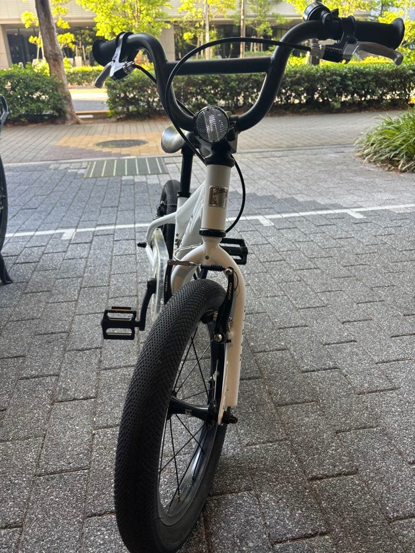 MARIN 16inch子供用自転車 ホワイト　補助輪付
