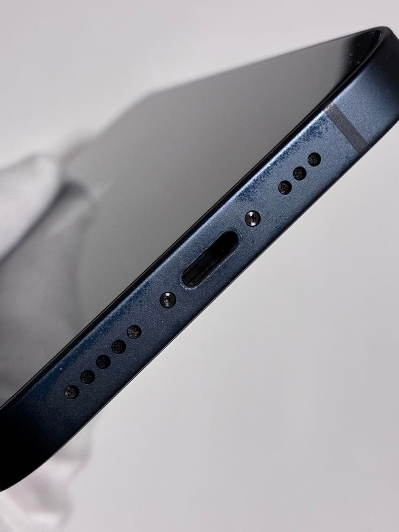 iPhone 13 128 GB ミッドナイト 黒 本体 バッテリー 100%