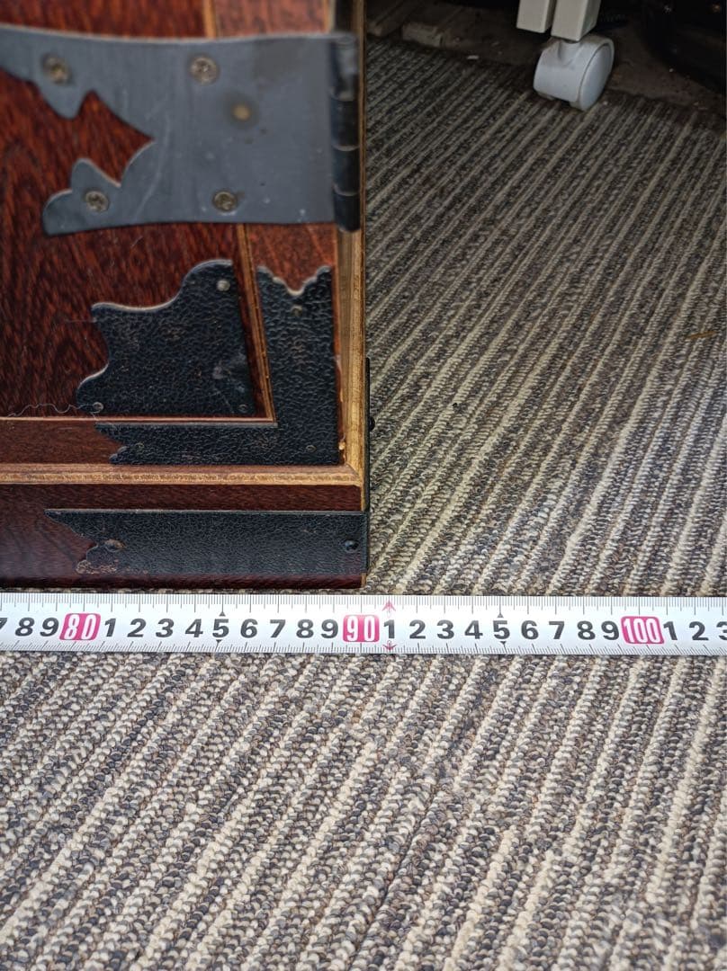 【オスカー】[八5427] 民芸調　階段箪笥　右下がり