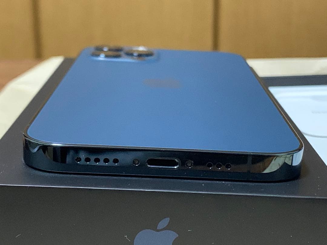 にしやん iPhone12Pro 512GB ブルー