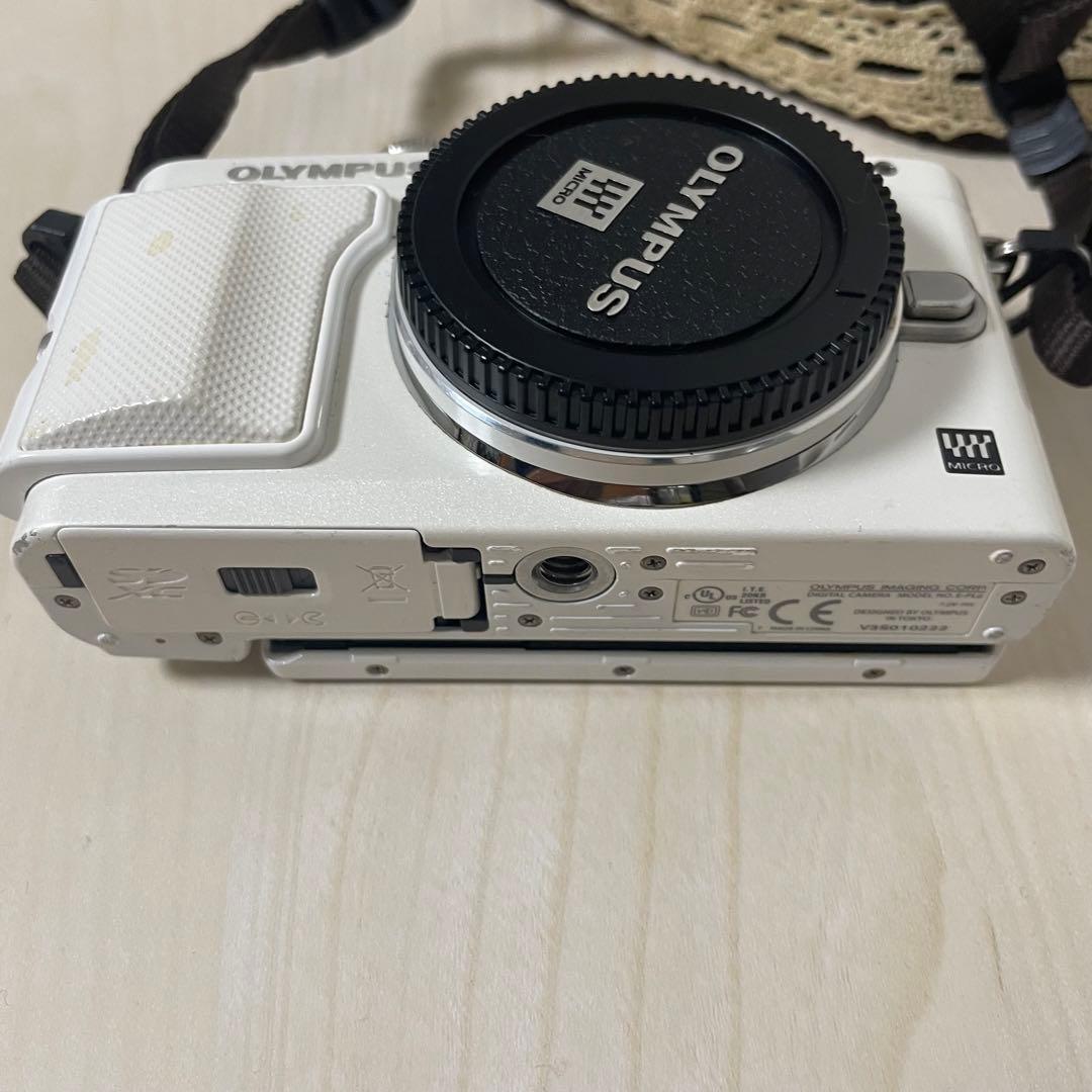 Olympus E-PL6 ミラーレス一眼 本体+レンズ