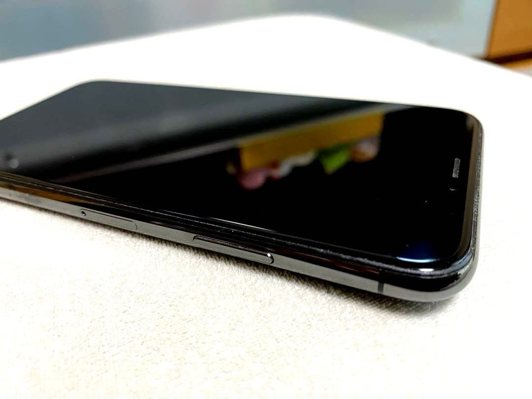 iPhone 10本体　256GB スペースグレー（黒）SIMフリー