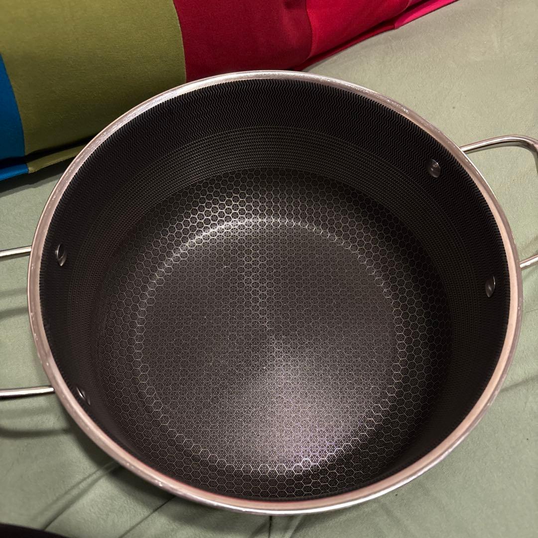 値下げ中hexclad、ヘックスクラッドフライパン、鍋26センチ新品未使用