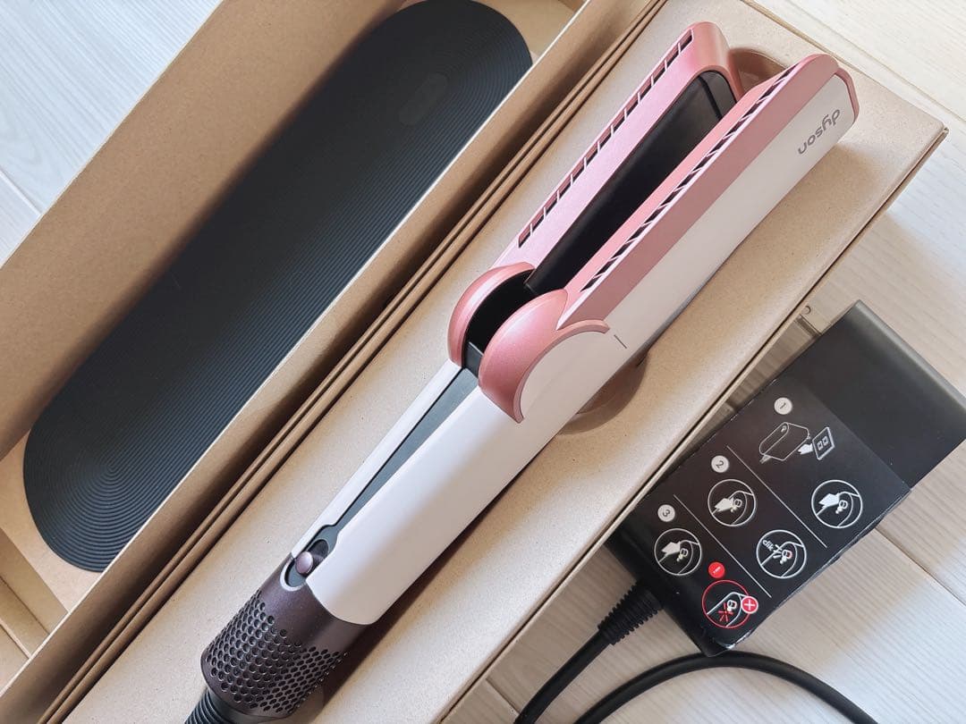 ダイソン　エアストレートairstrait ストレートヘアアイロン