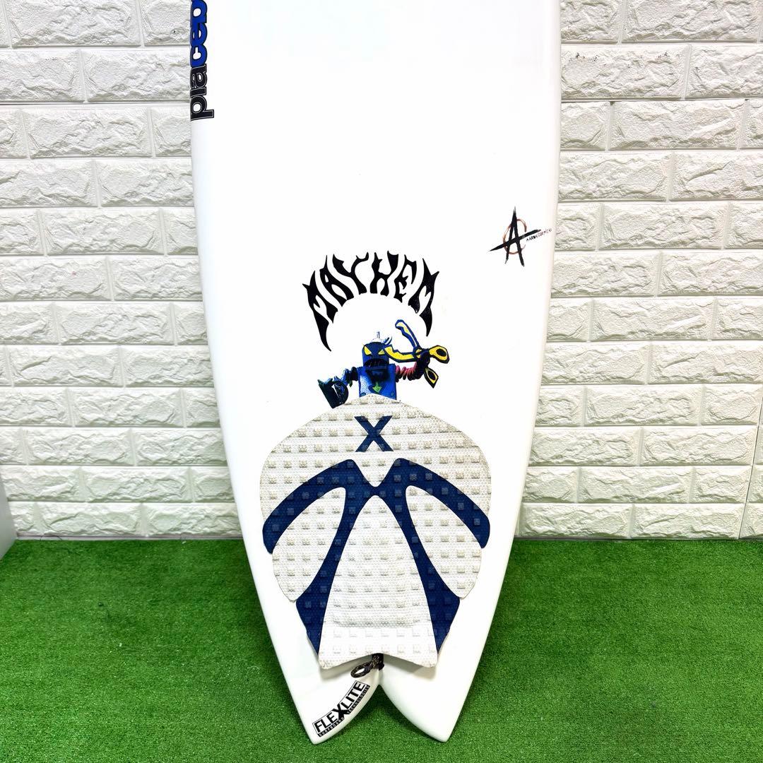 美品　placebo AARON CORMICAN 5’8ft サーフボード