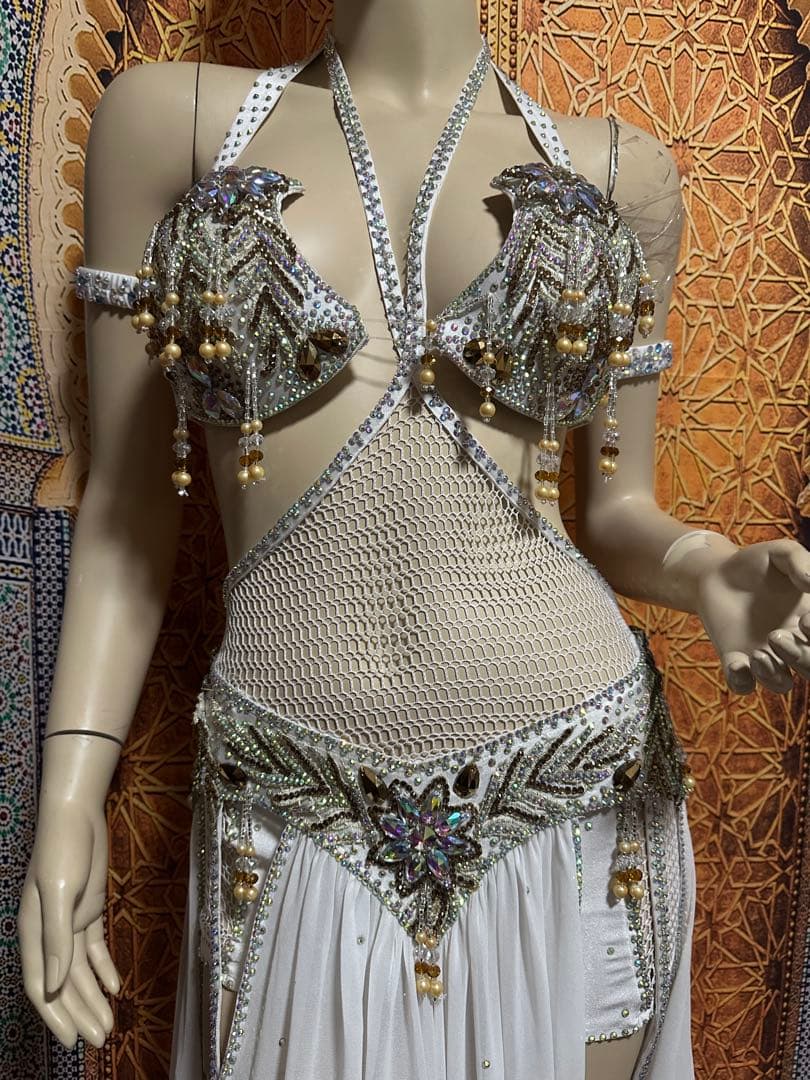 ベリーダンス衣装yasser ブランド値下げしました 50000万で