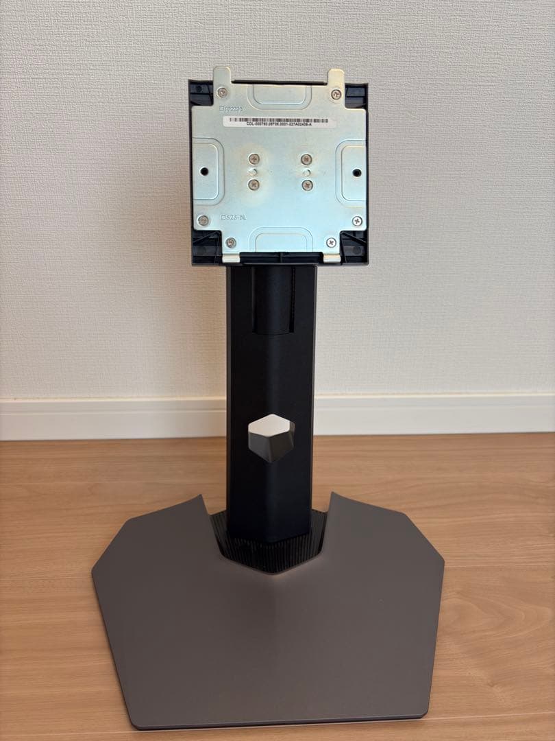 Dell 32 4K UHD ゲーミングモニター G3223Q 144hz