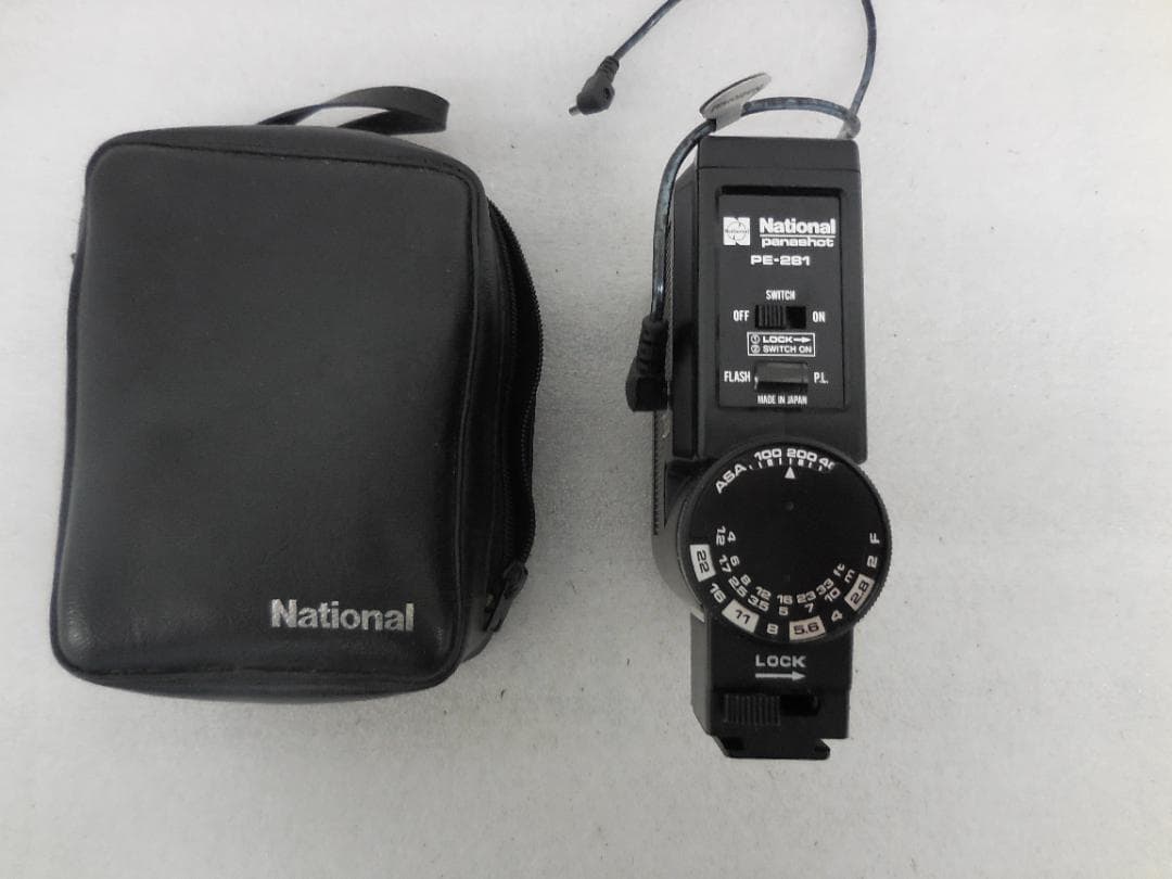 OLYMPUS　カメラ　三脚　フラッシュ　セット　中古品