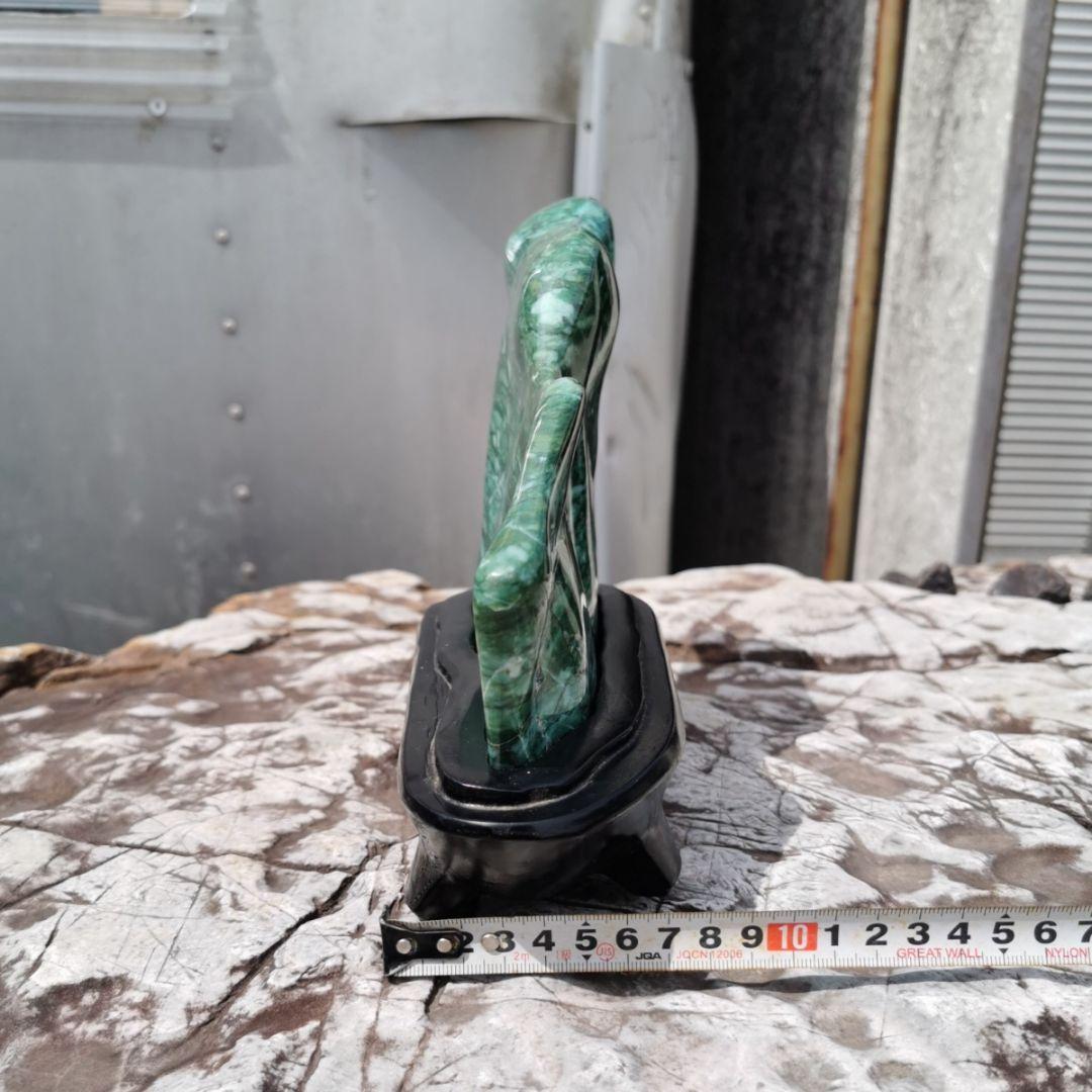 ナミビア翡翠　2  翡翠　ヒスイ　鑑賞石　石　置物　オブジェ　インテリア