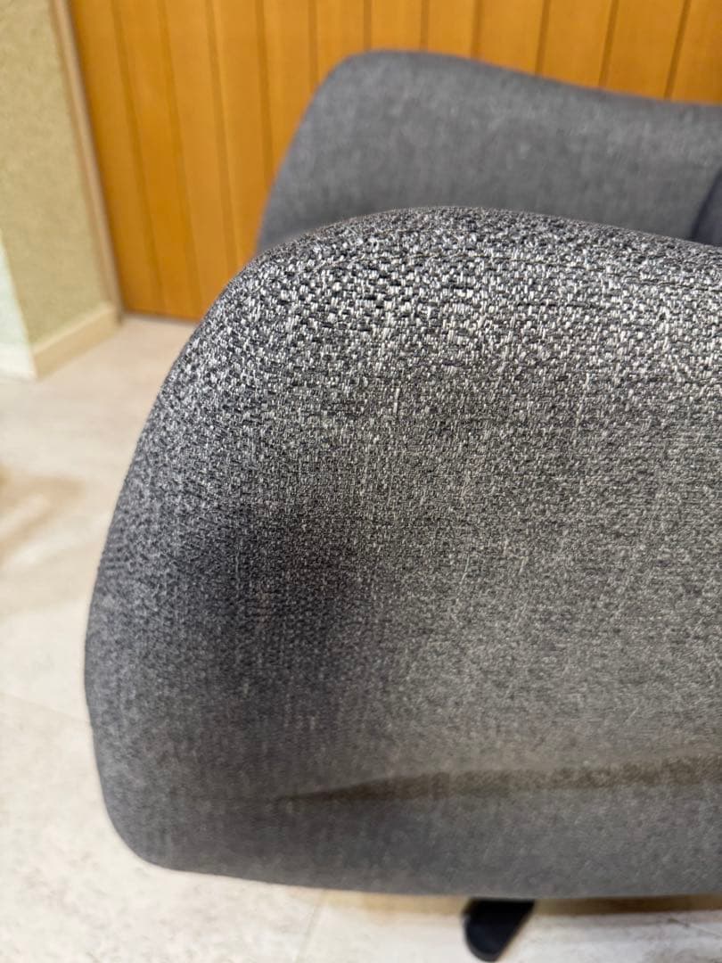 こ*じ様 [送料込] 2023年冬購入 ニトリ電動1人掛けソファ グレー ファブ