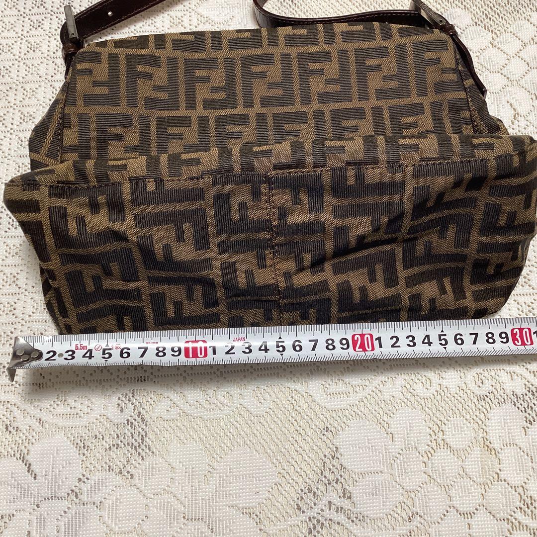 Fendi ロゴパターン ショルダーバッグ