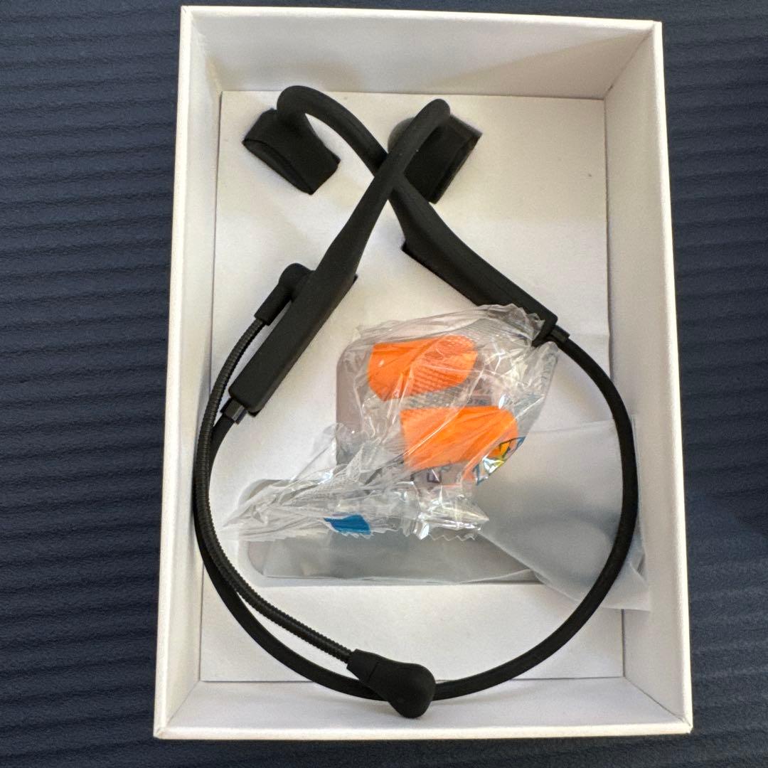 骨伝導イヤホン オープンイヤーデザイン