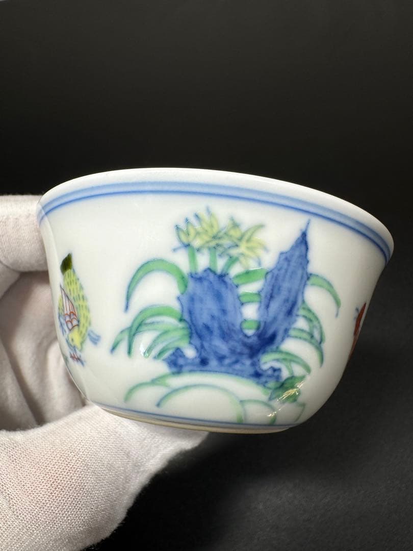 大明成化年製 鶏図 色絵 茶杯 古陶磁 中国茶器 色絵 鶏文 茶杯 ア中国美術