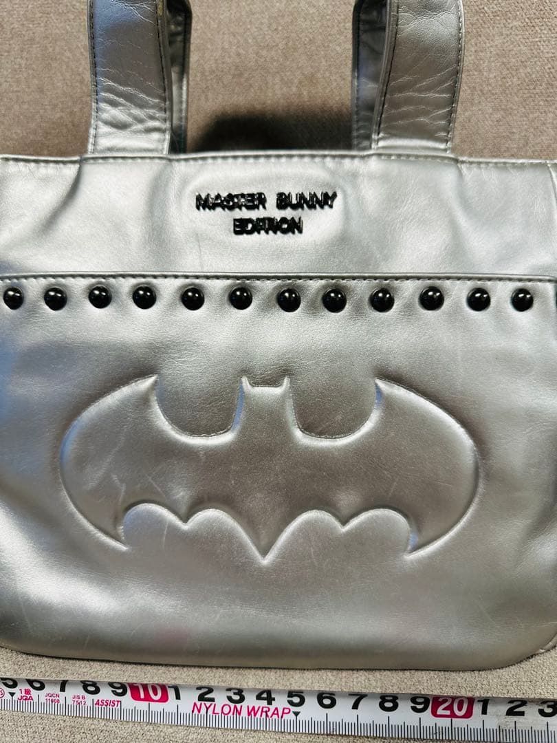 マスターバニーエディション バットマンバッグ シルバー