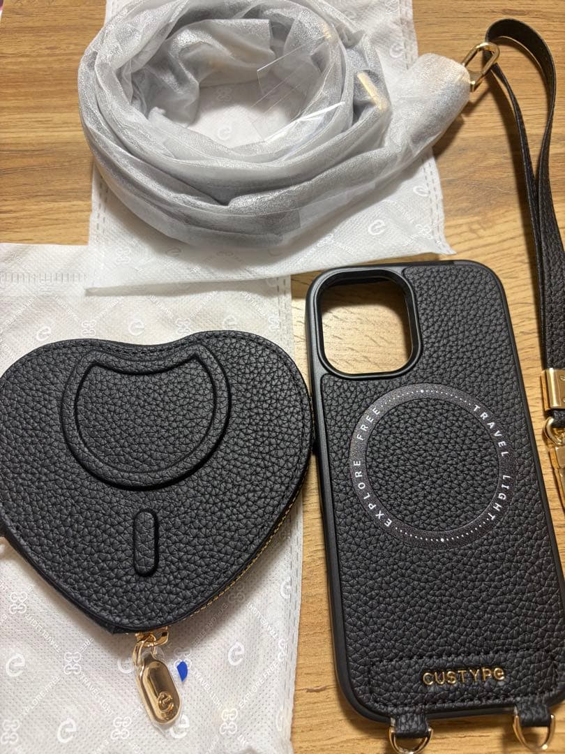 CUSTYPE　iPhone17