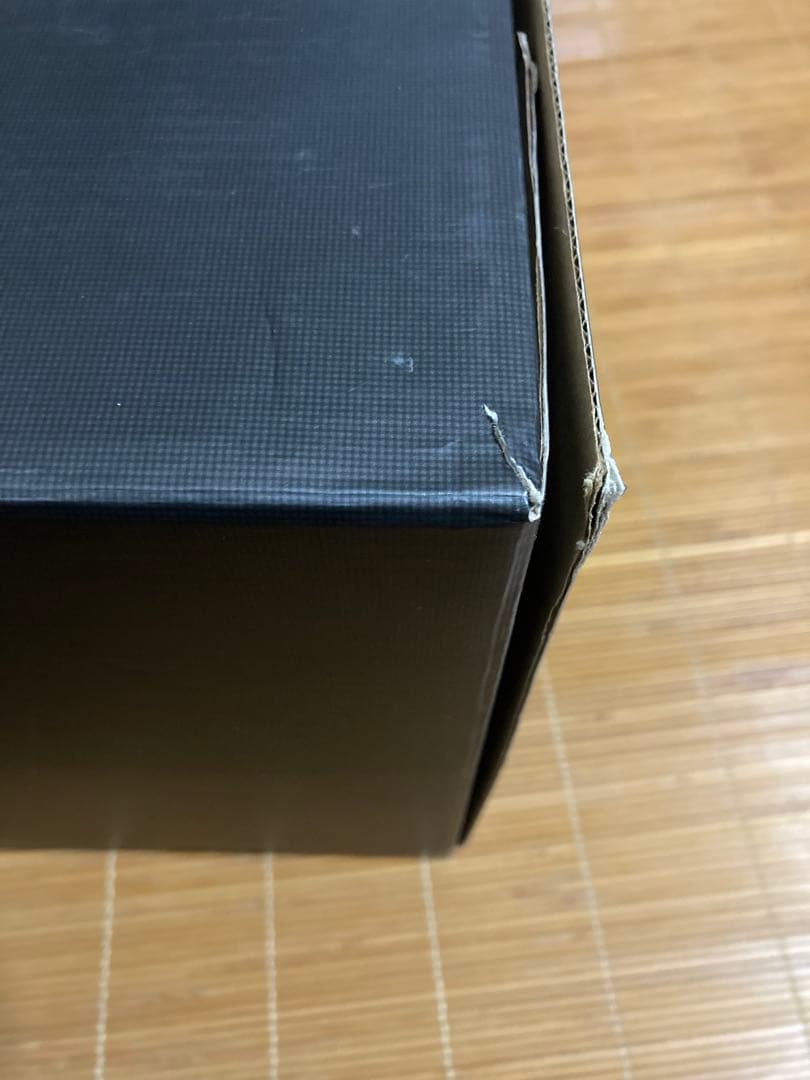 ホットトイズ バットマン ダークナイト アルフレッド & 格納庫 限定版