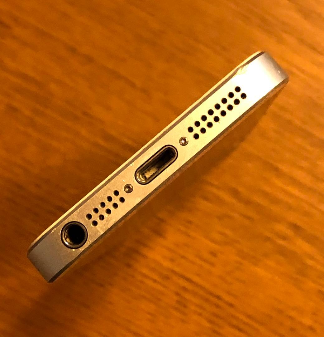 Apple iPhone SE ゴールド 本体