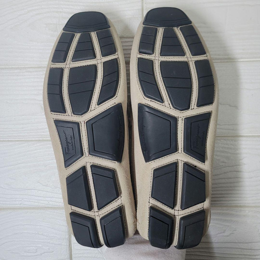 【美品】FERRAGAMO ドライビングシューズ 25cm ベージュ