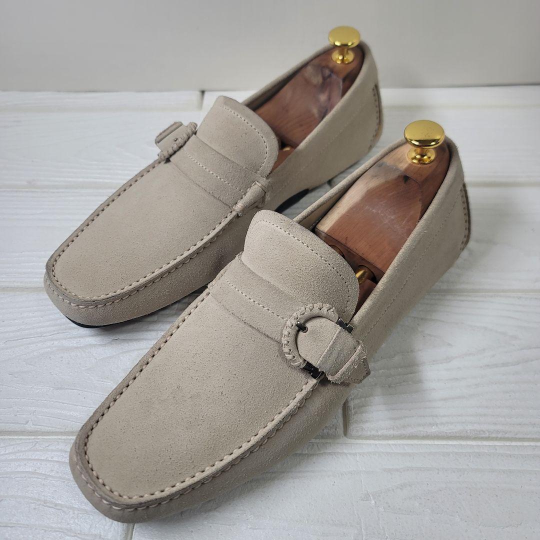 【美品】FERRAGAMO ドライビングシューズ 25cm ベージュ