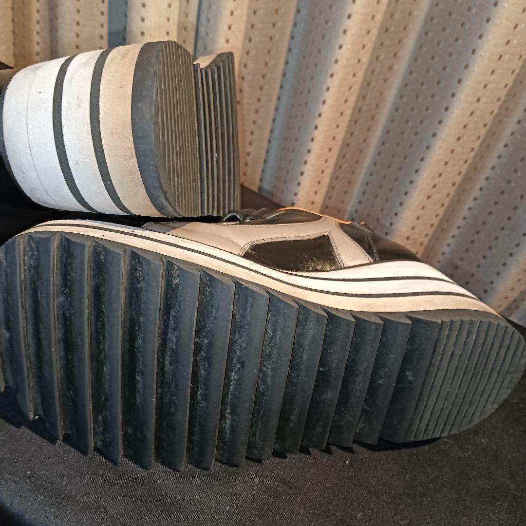 ヤスダ　アケミ様☆aff厚底レザー スニーカー ☆SWEAR 　　FOTUS