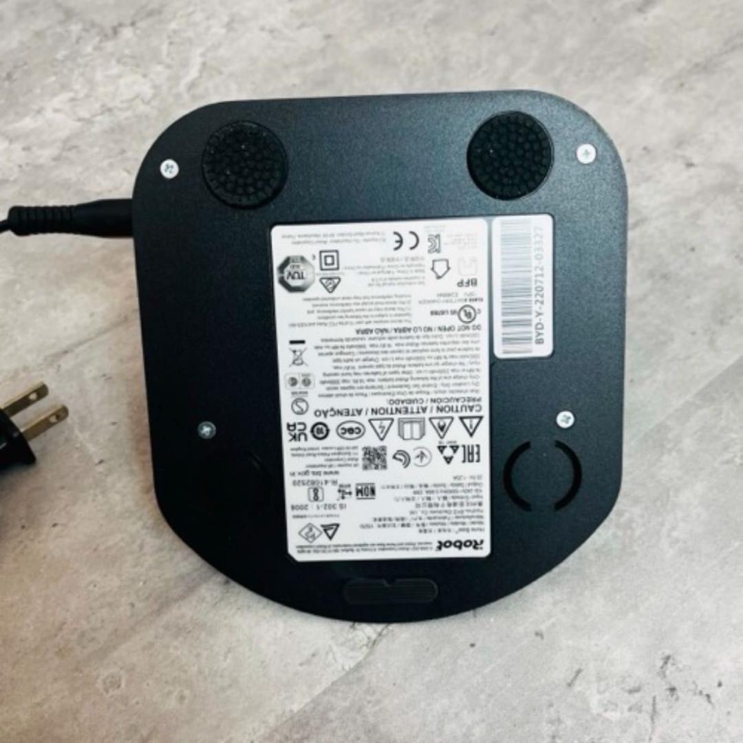 【美品】iRobot Roomba i7 ロボット掃除機