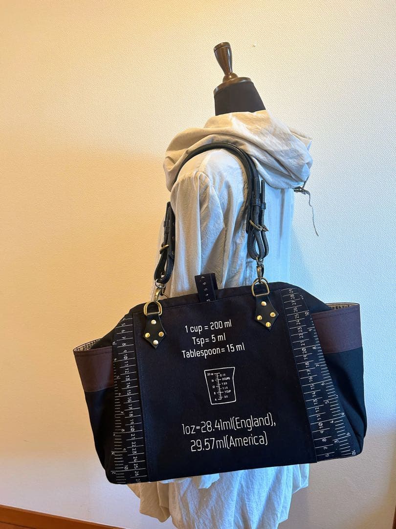 fucy♡ニューム口金バッグ★イケメンバッグ(* 'ᵕ' )☆