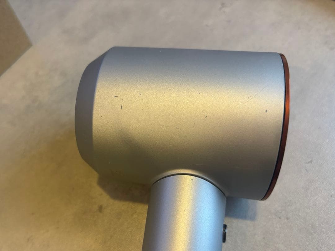 ダイソン supersonic ionic ヘアードライヤー シルバー/コッパ―