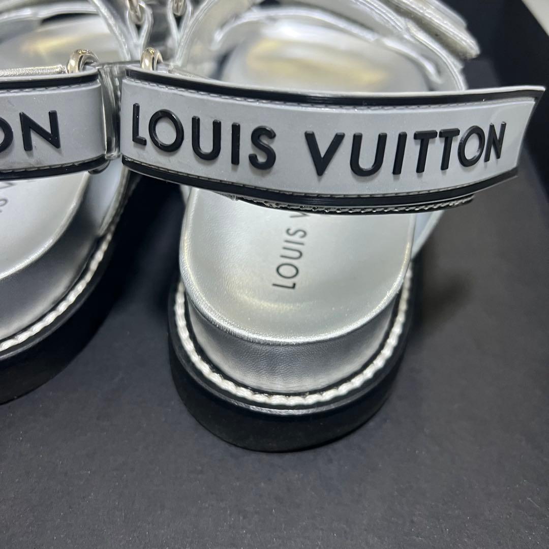LOUIS VUITTON シルバー ストラップサンダル 36