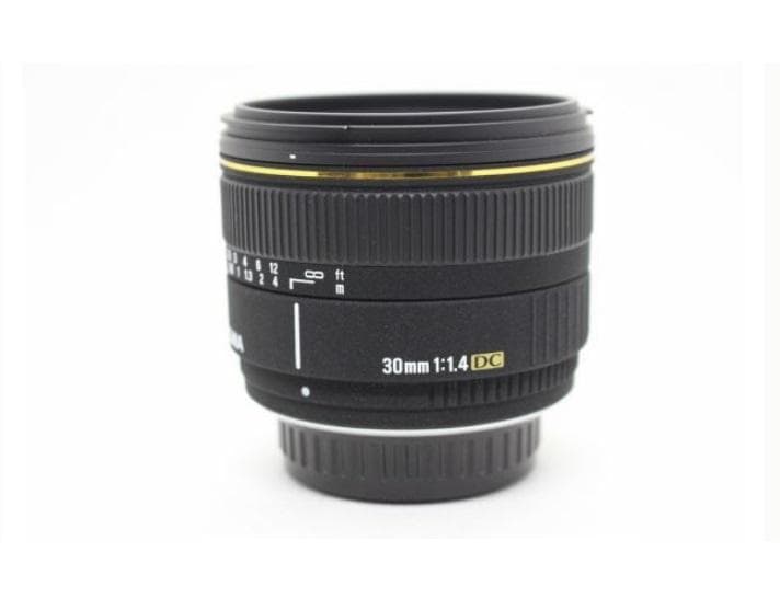 ■明るい単焦点 SIGMA 30mm F1.4 EX DC　ペンタックス
