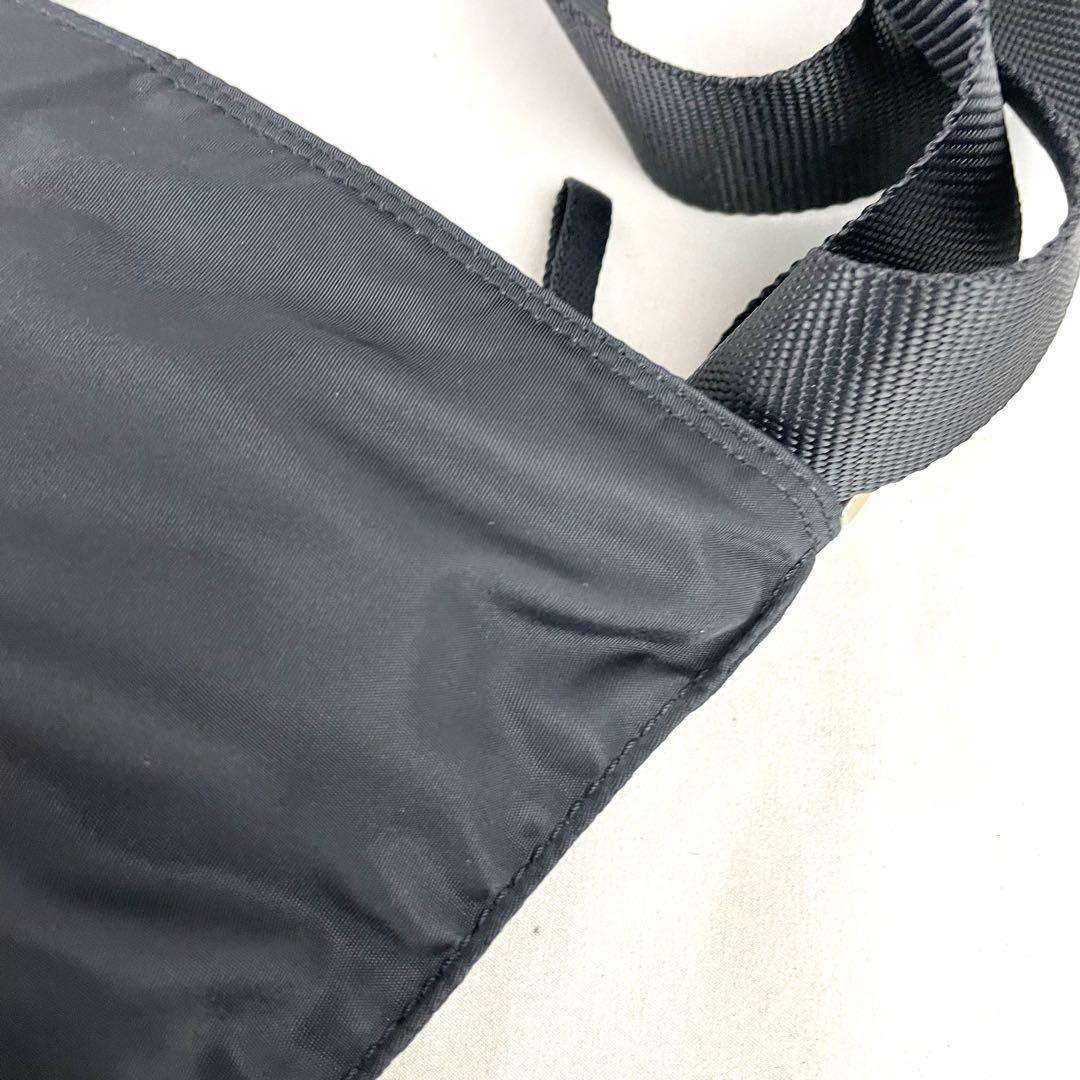 PRADA プラダ ショルダーバッグ ナイロン 三角プレート ロゴ ブラック