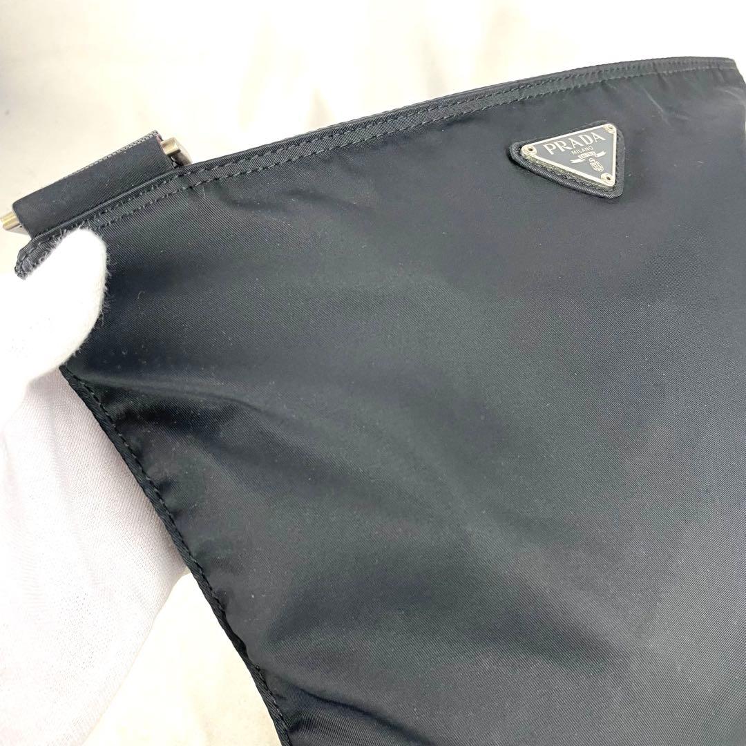 PRADA プラダ ショルダーバッグ ナイロン 三角プレート ロゴ ブラック