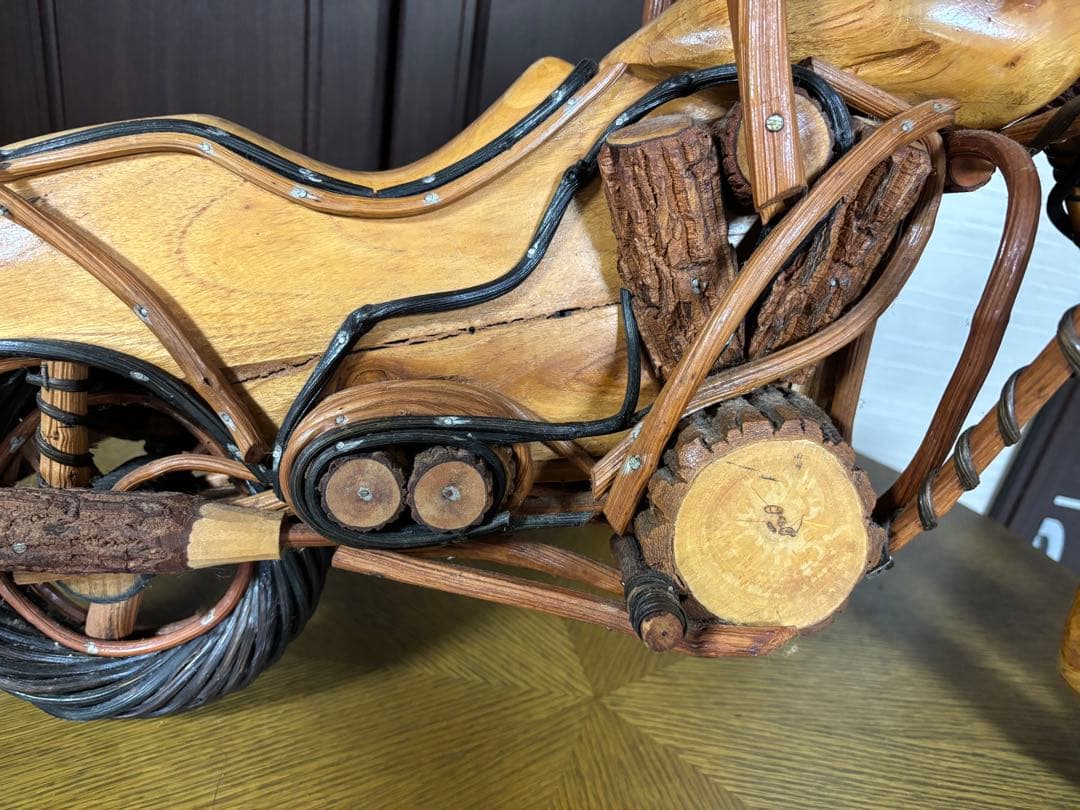 木製バイク置物　天然木　装飾品コレクターズアイテム　ハーレーダビットソン70cm