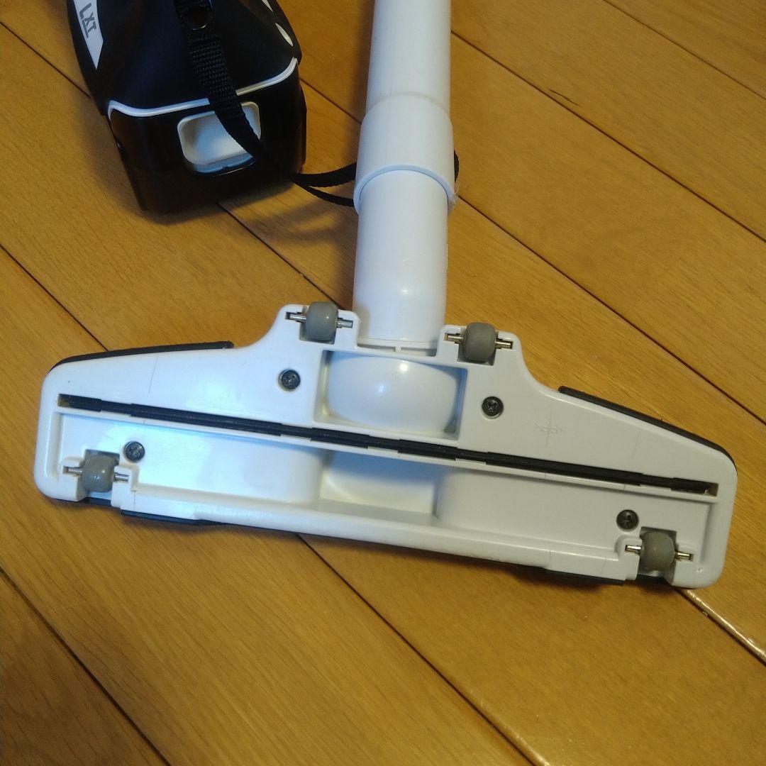 Makita　cl141fd 充電式掃除機 バッテリー付き