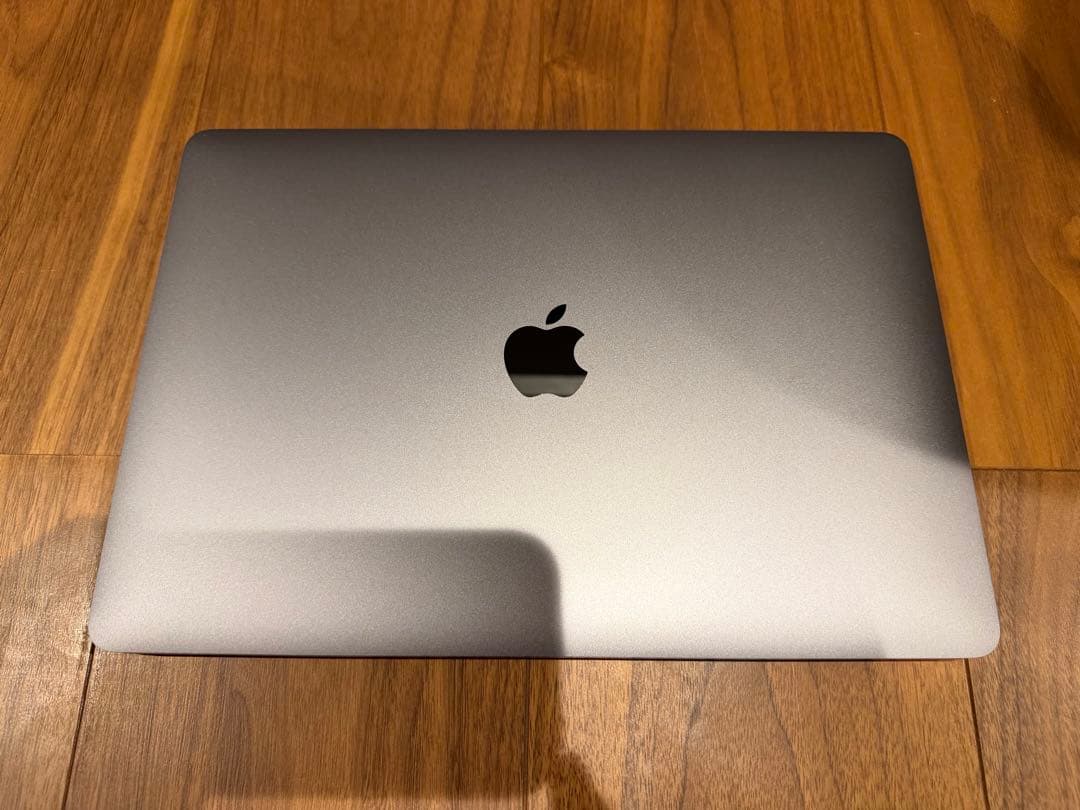 MacBook Air スペースグレー 本体 MGN63J/A