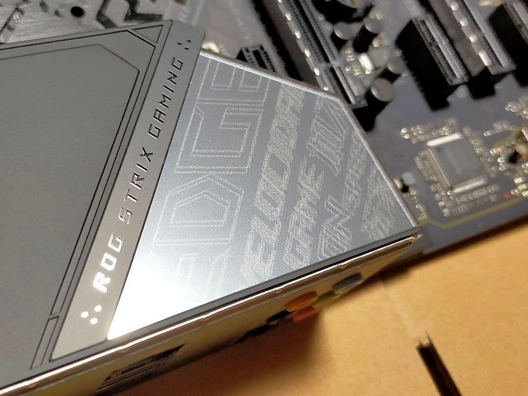 STRIX Z390-F GAMING　LGA1151