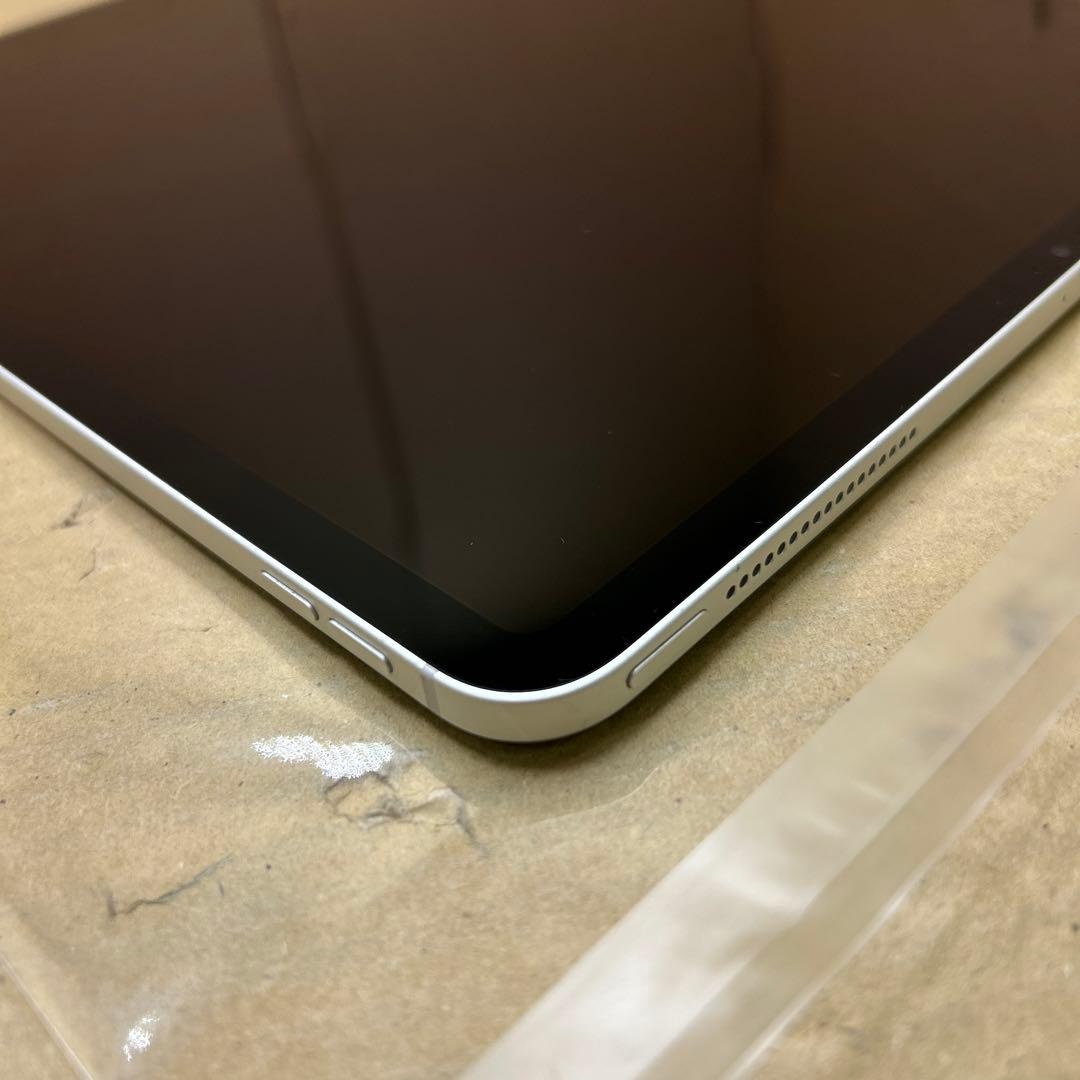 iPad Pro 12.9インチ (第３世代) Wi-Fi + Cellular