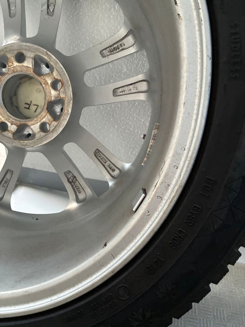 スタッドレス　コンチネンタル　ホイールセット　メルセデスベンツEクラスW212