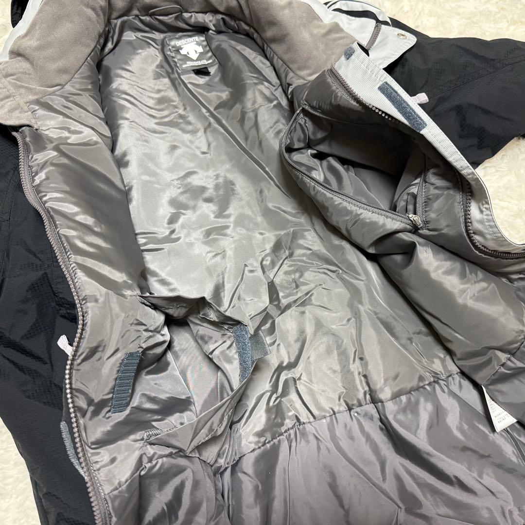 美品 DESCENTE スキーウェア 上下セット Lサイズ 【E-32】