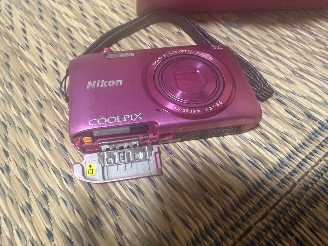 #882 Nikon COOLPIX S3600 ピンク