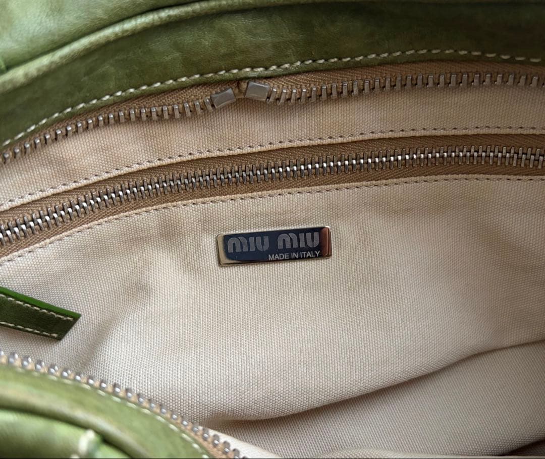 バッグ MIU MIU Leather Shoulder Bag