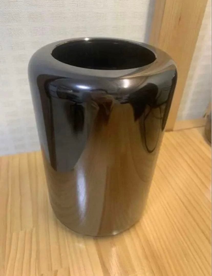 アップル　Mac Pro Late 2013 メモリ16GB パソコン