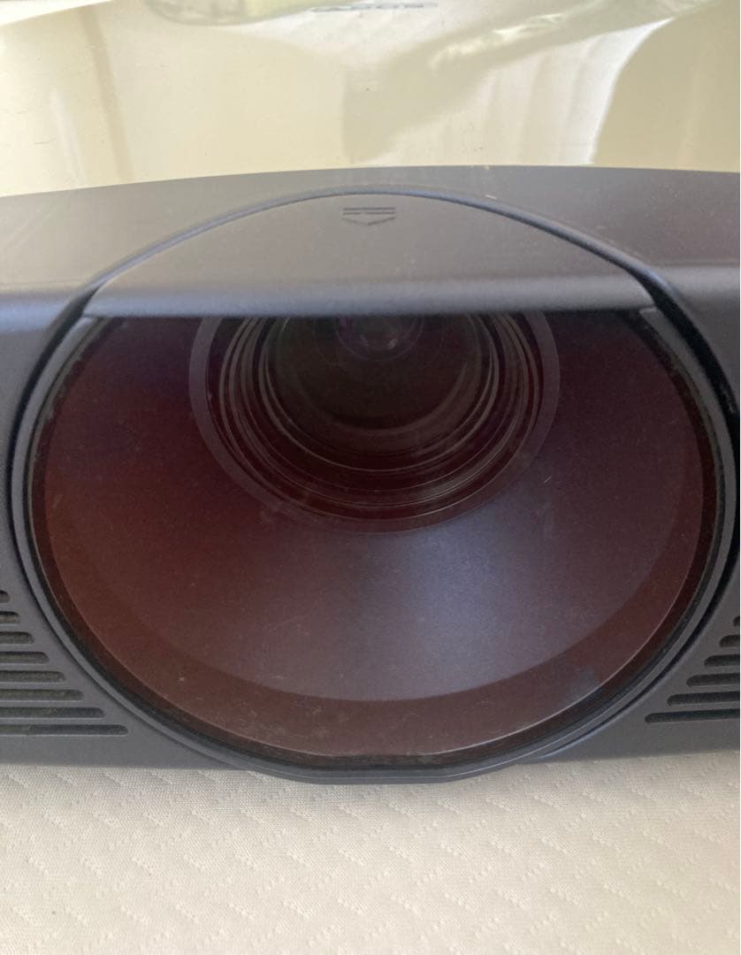 SONY LCDビデオプロジェクター\"Cineza\"『VPL-HS10』