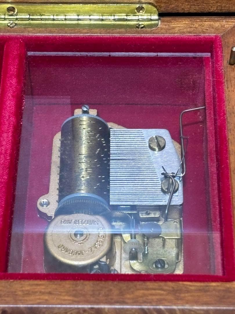 ゲイサスジャガール オルゴール GUEISSAZ JACCARD スイス製