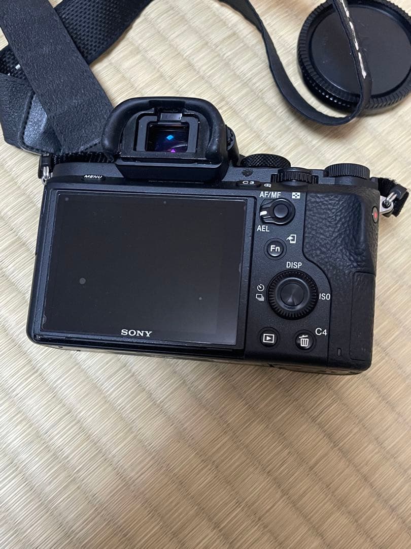 てりえ SONY α7 II ボディILCE-7M2 +バッテリー4個
