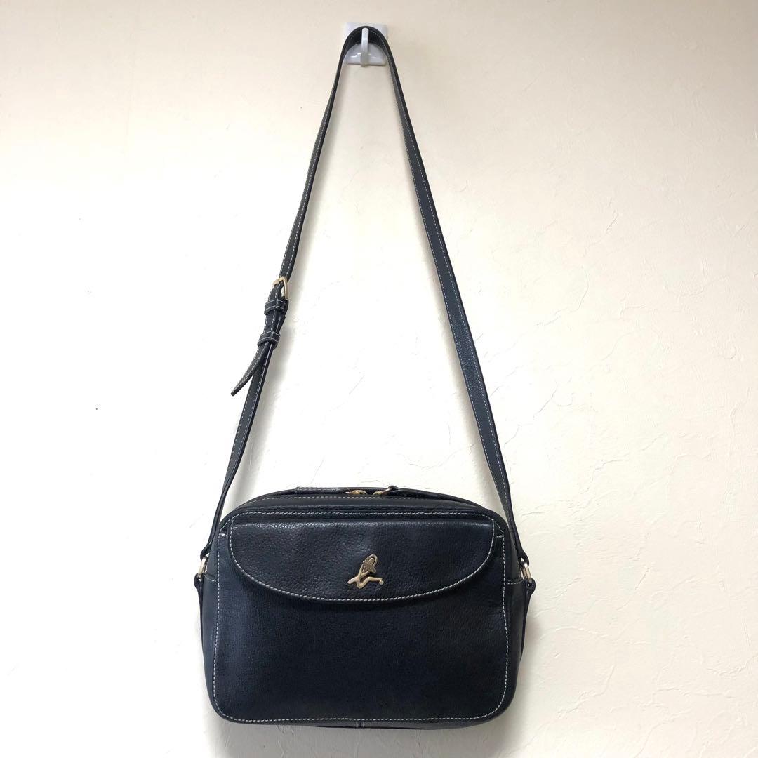 アニエスベー ショルダーバッグ ステッチ レザー ブラック