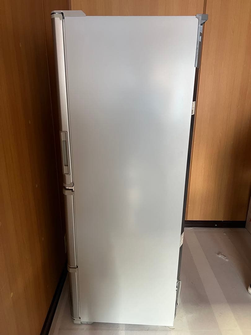 コレリス7　SHARPシルバー 3ドア冷蔵庫　　両開き