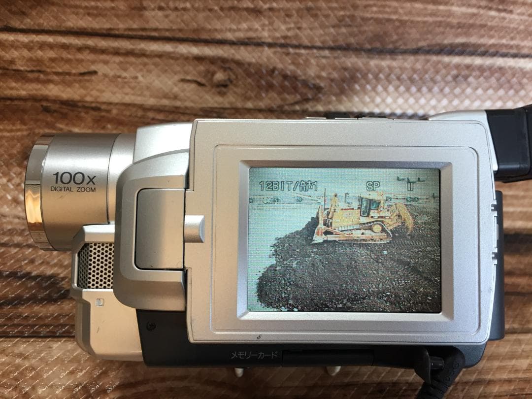 撮影再生ダビングOK　美品　VICTOR　GR-DVA22K　付属品有　大画面